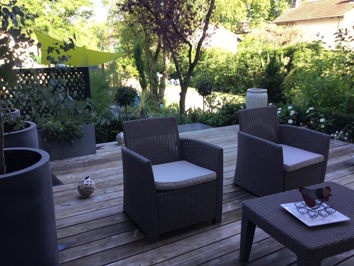 Apartamento Gite Chez Madeleine Louhans Exterior foto